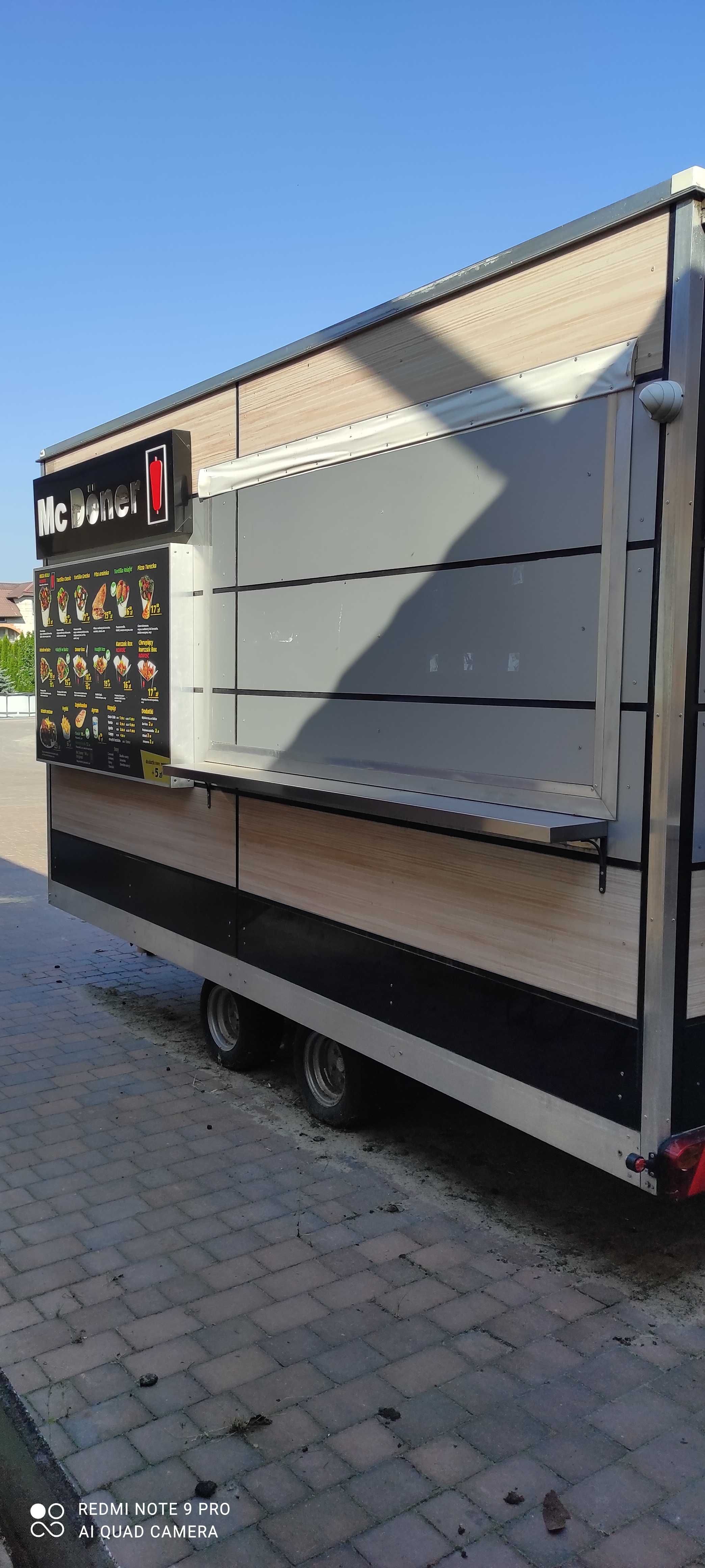 Mobilna przyczepa gastronomiczna w idealnym stanie
