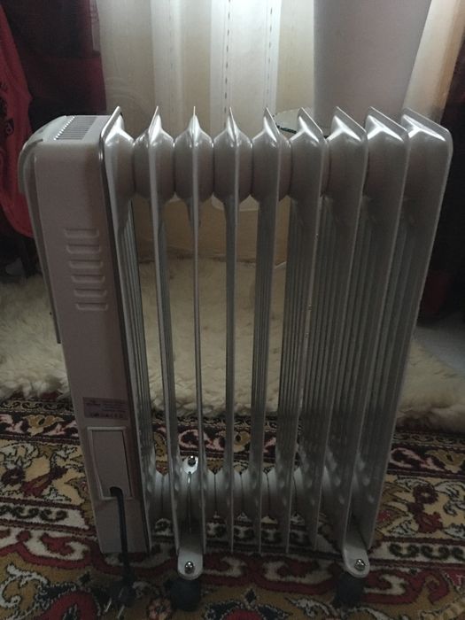 Обігрівач масляний