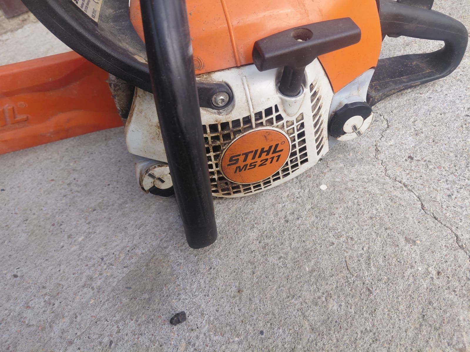 Piła stihl ms211
