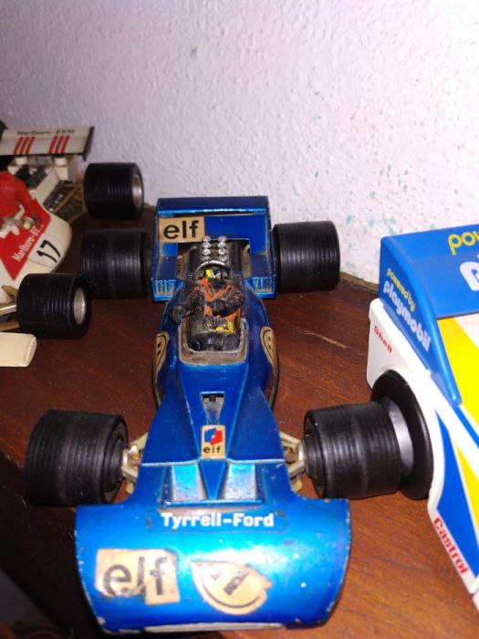 2 Tyrrel Ford anos 70