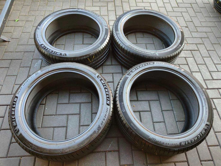 255/45 105W R20 MICHELIN Pilot Sport EV 2022r 7mm Letnie Opony 4szt