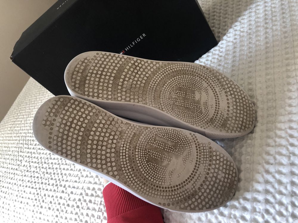 Tommy hilfiger białe sneakersy 36 skora elastic