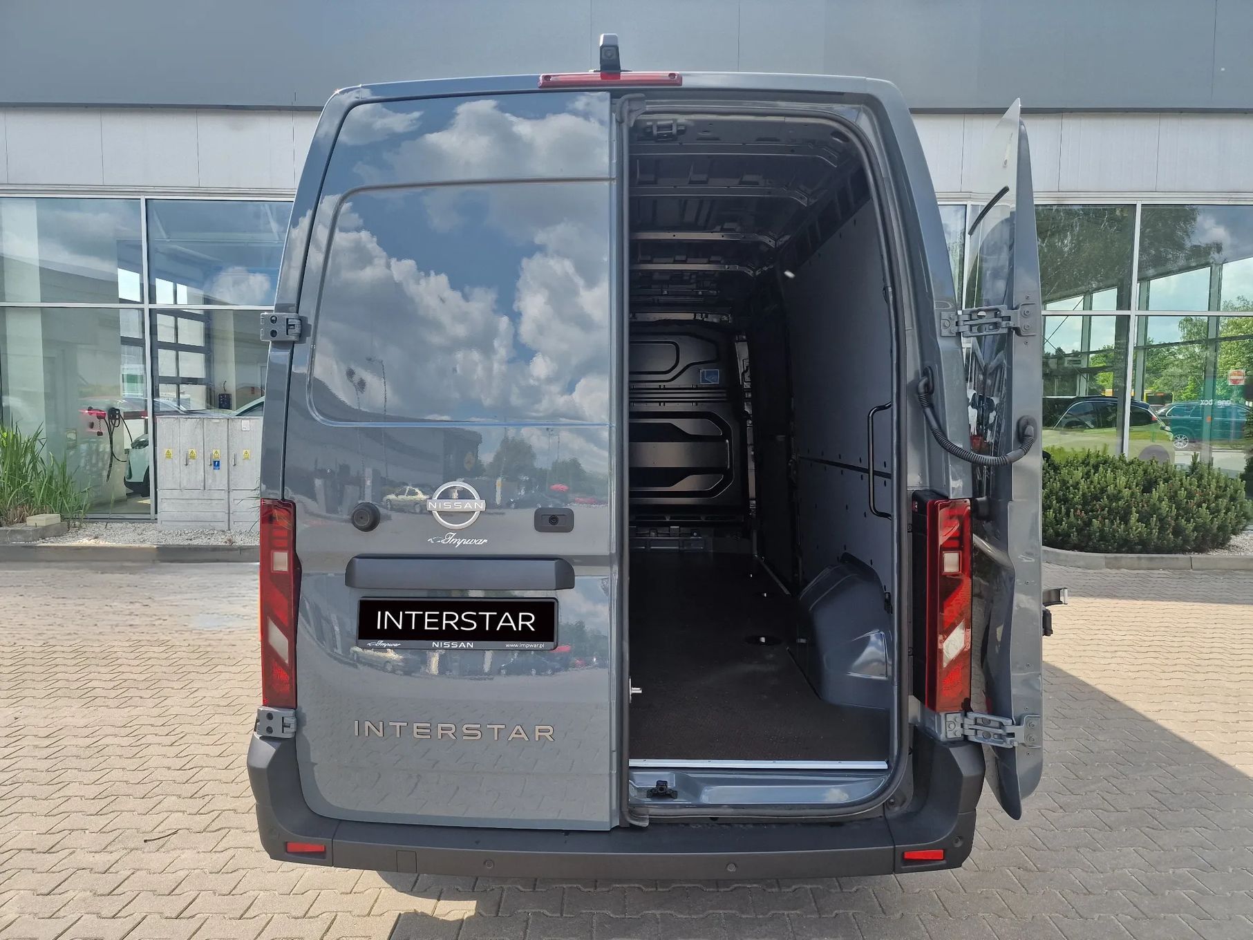 Nissan Interstar  BUSINESS PLUS L3H2, 2.0 dCi 150 KM 360 Nm, Manual