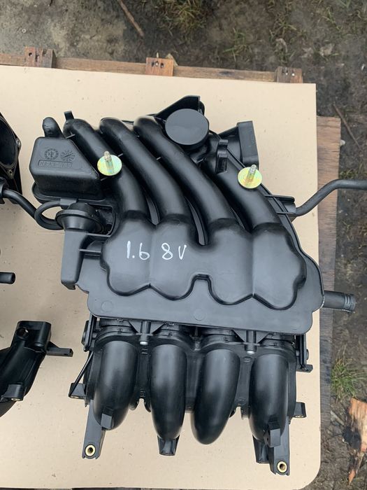 Колектор впускной 1.6 8v Golf 4 Bora Octavia Audi A3 Seat Toledo