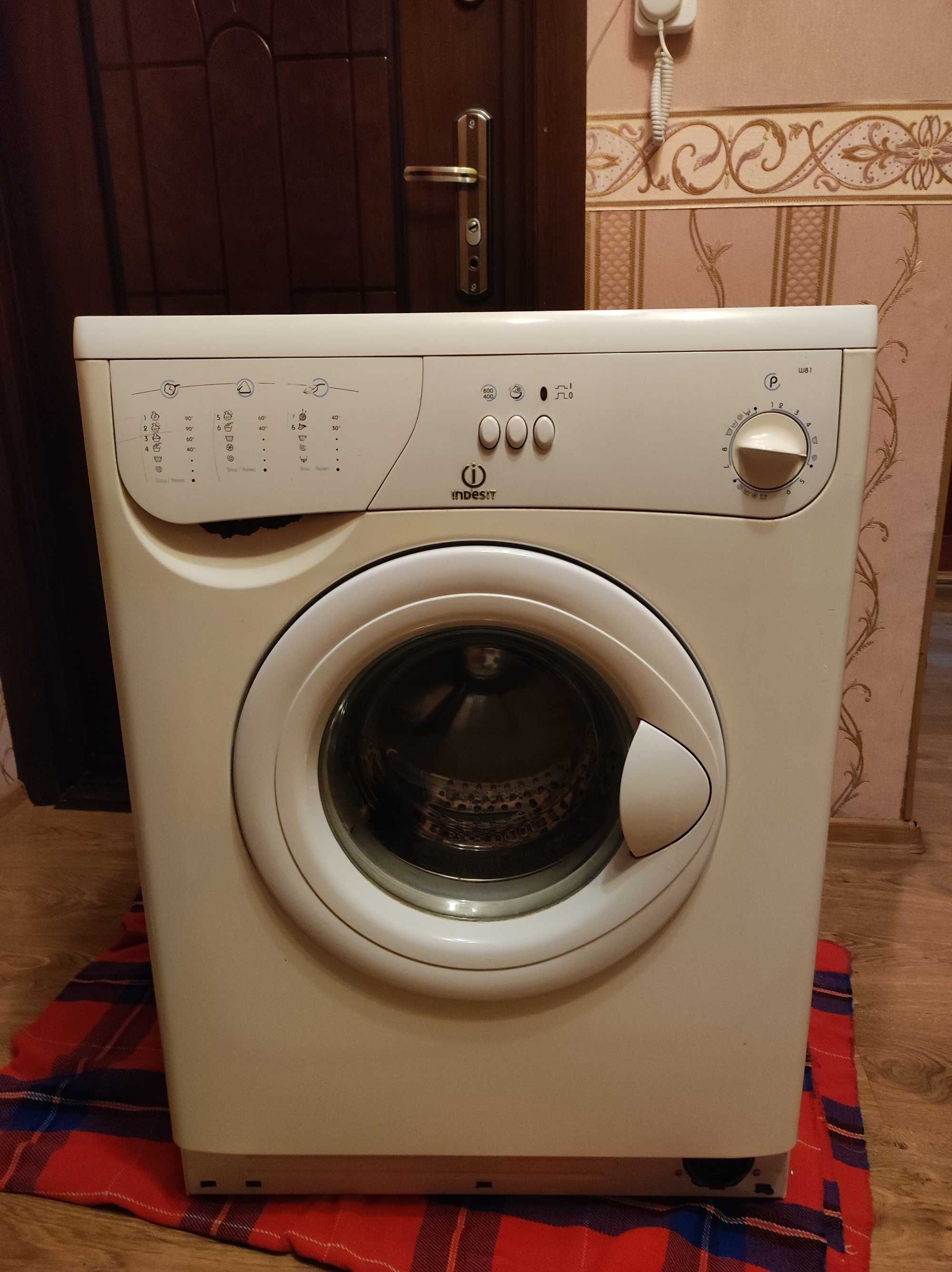 Пральна машина Indesit W81 на запчастини