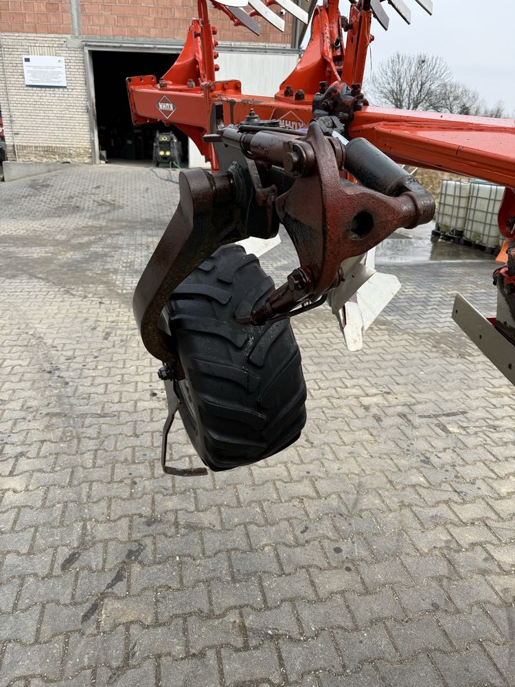 Pług Kuhn MultiMaster 122 Lemken 4+1