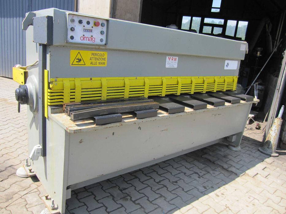 Gilotyna do blachy hydrauliczna 250x5