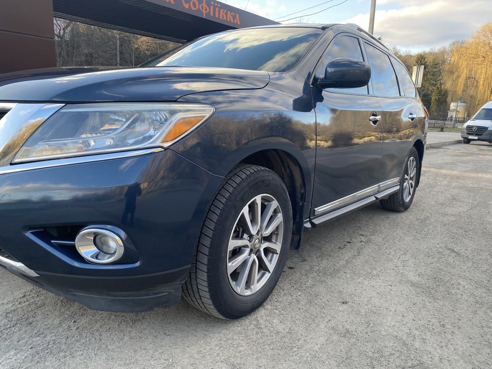 Nissan Pathfinder 2014