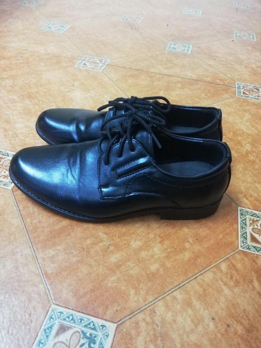 Buty galowe r. 36