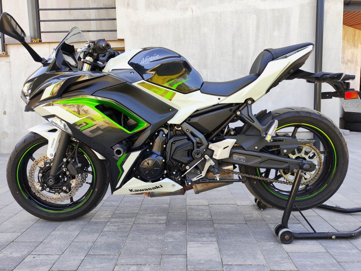 Kawasaki Ninja 650 ABS A2 bluetooth