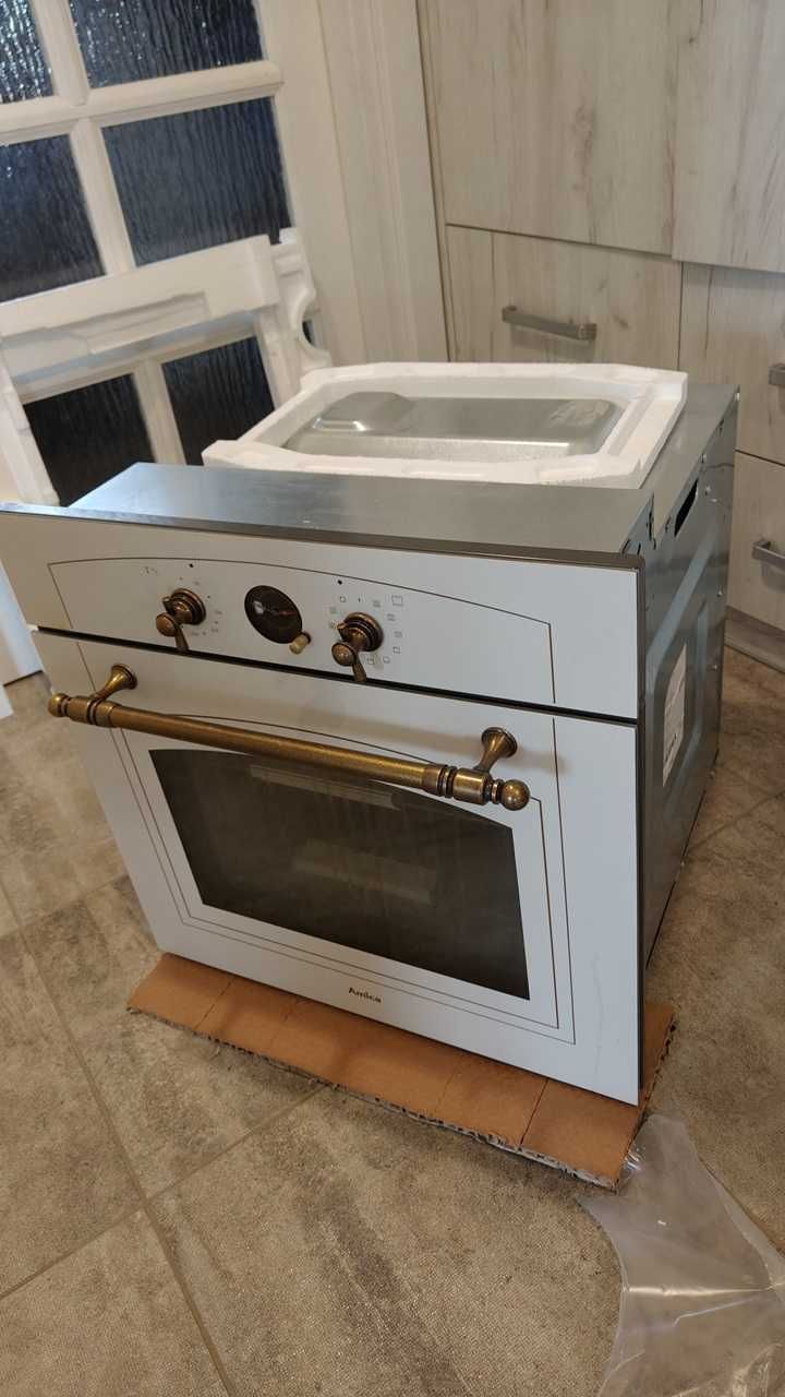 AMICA EBR 7331 W AA - piekarnik elektryczny retro.