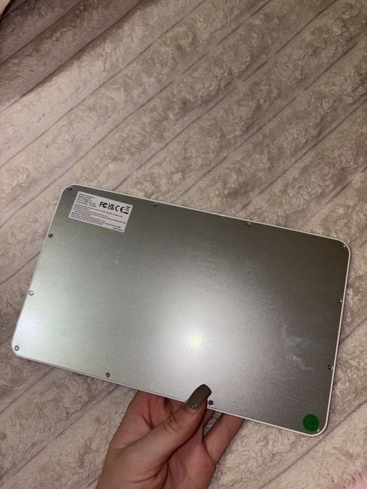 Клавіатура нова до будь-якого пристрою