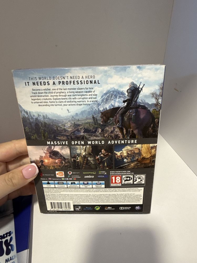 Gra the witcher 3: wild hunt ps4 używana
