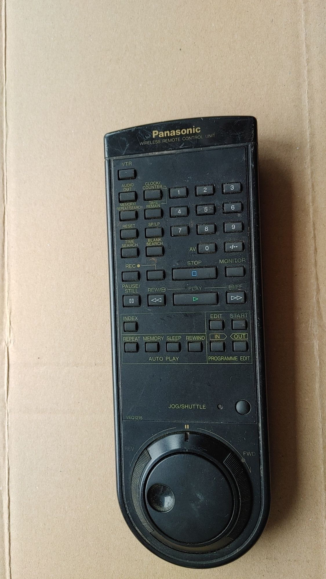 Panasonic magnetowid pilot video VEQ 1215