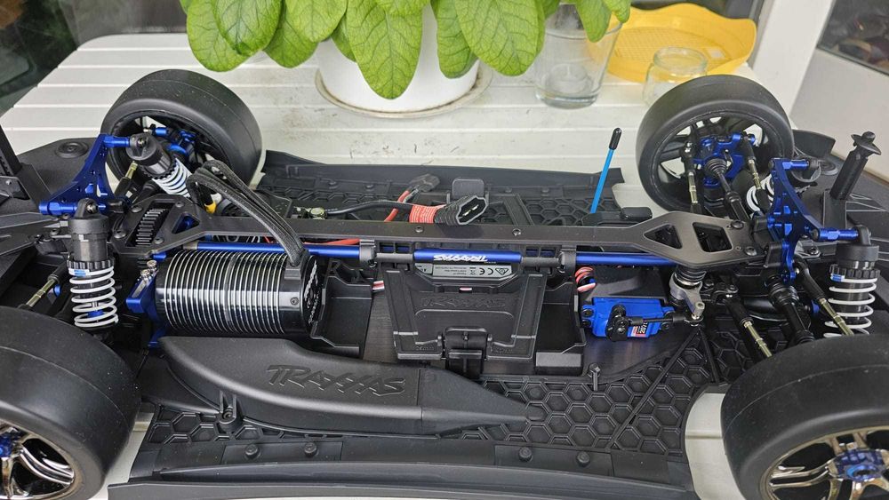 Nowy Traxxas X0-1 X01 XO-1 XO1 dowod zakupu 160 km/h 2.3 sek 100kmh