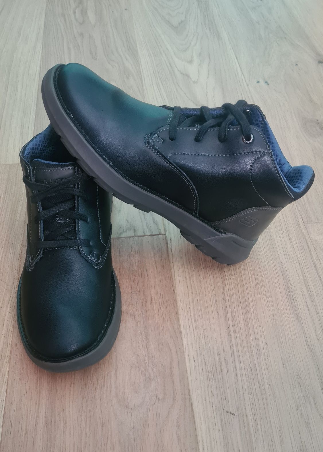 Skechers шкіряні черевики ботинки