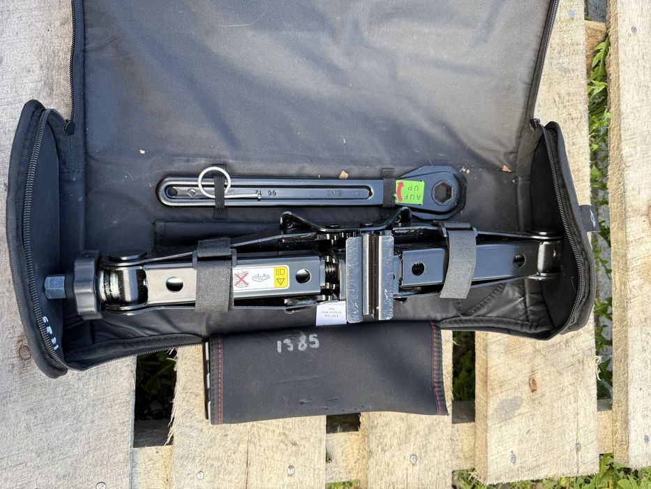 Домкрат mini cooper countryman r60,9807244