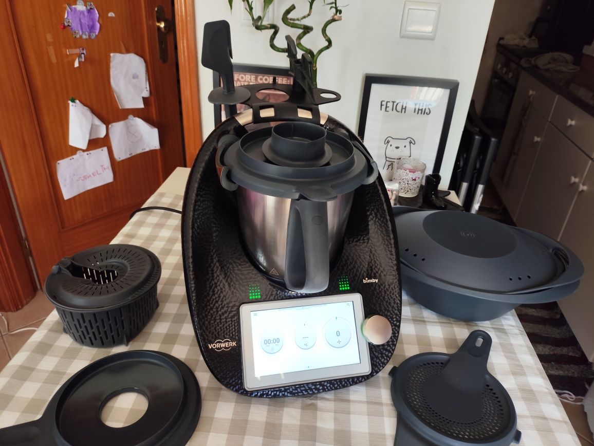 Bimby TM6 Sparkle preta (Edição Aniversário)