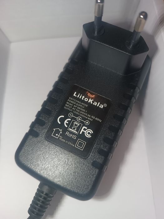 Liitokala lii-500s зарядний пристрій для акумуляторів 18650...