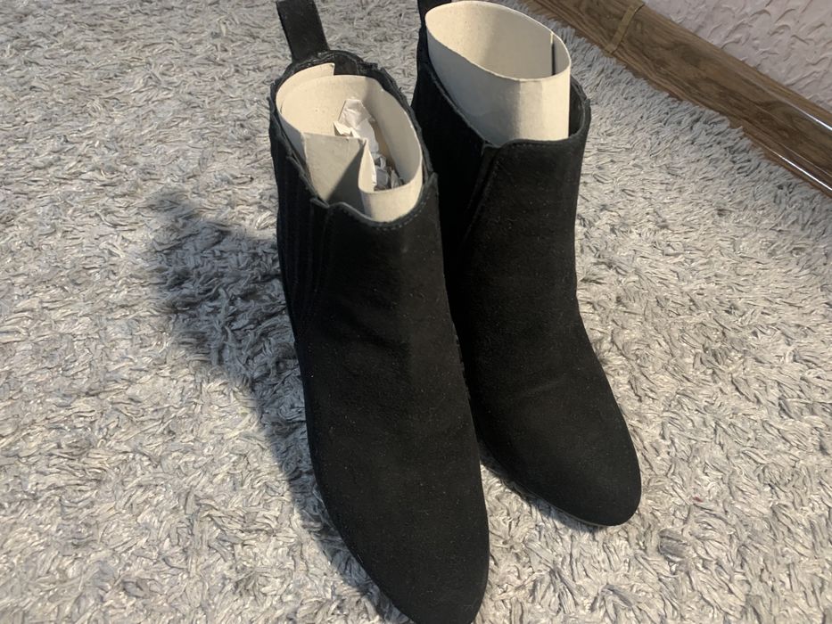 Ботінки на каблуку