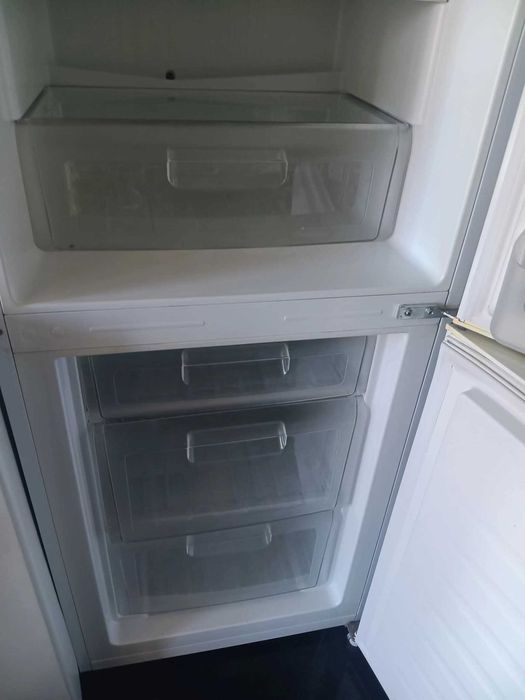 Frigorífico usado em bom estado