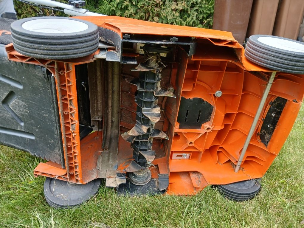 Wertykulator Stihl RL540 + kosz