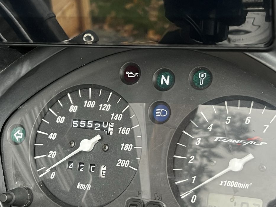 Honda Transalp XL650V unikat , CarPlay Android auto halogeny, kufry