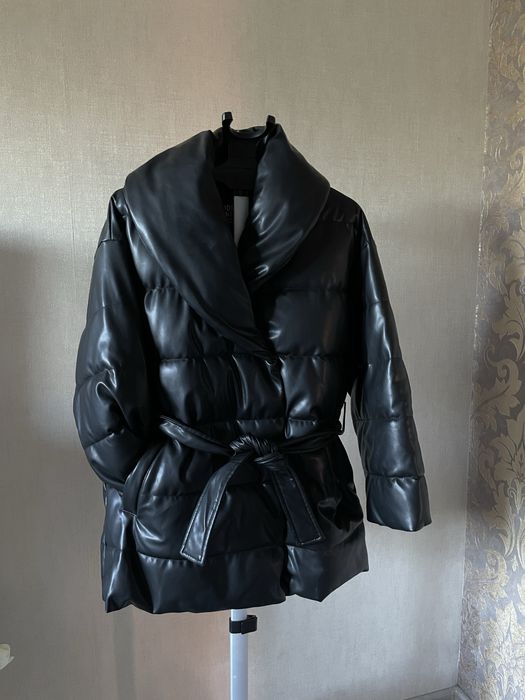 Продам Курточку з єко шкіри