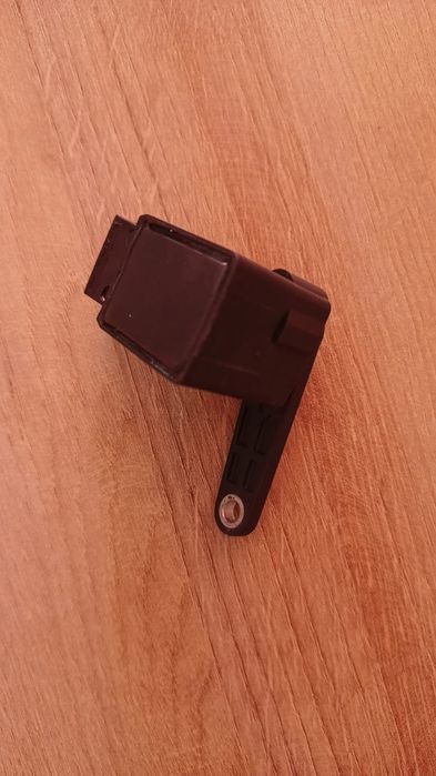 Czujnik poziomowania świateł xenon