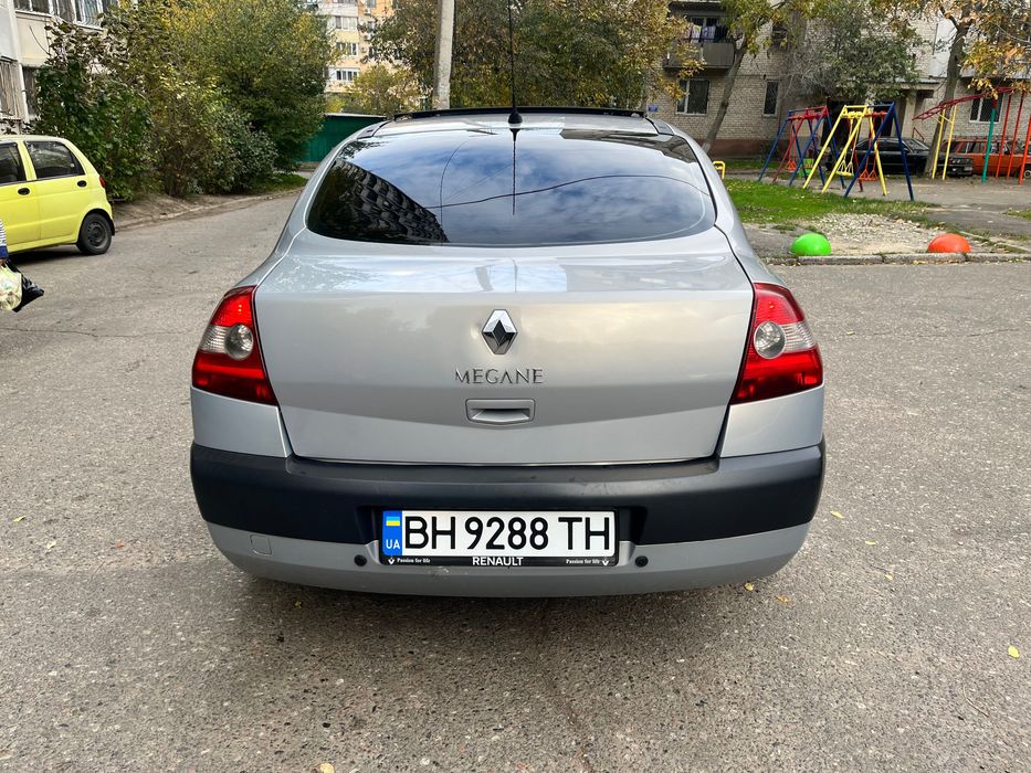 Авто Renault 2004 в гарному стані