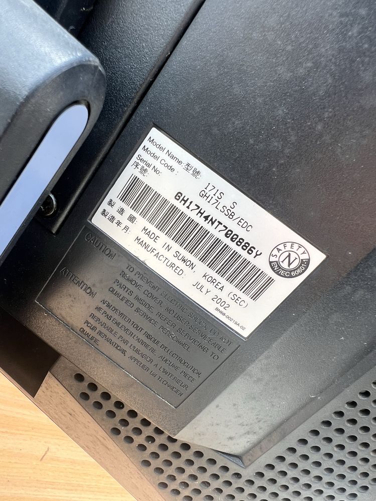 Monitor LCD Samsung 17 SyncMaster