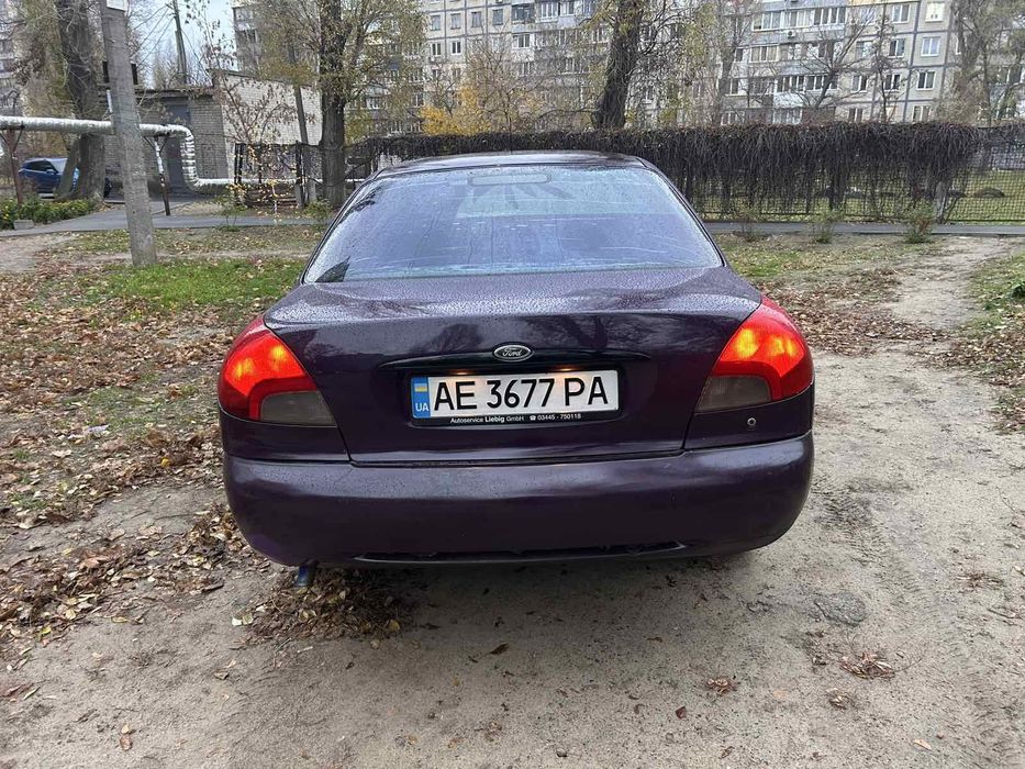 Форд мондео 2 на полном ходу