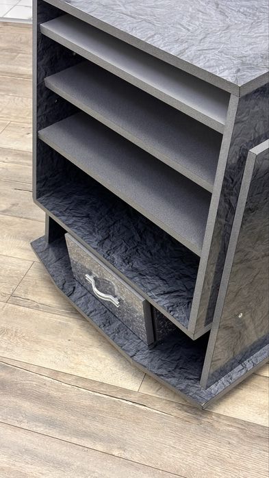 Тумба під телевізор, тумбочка.