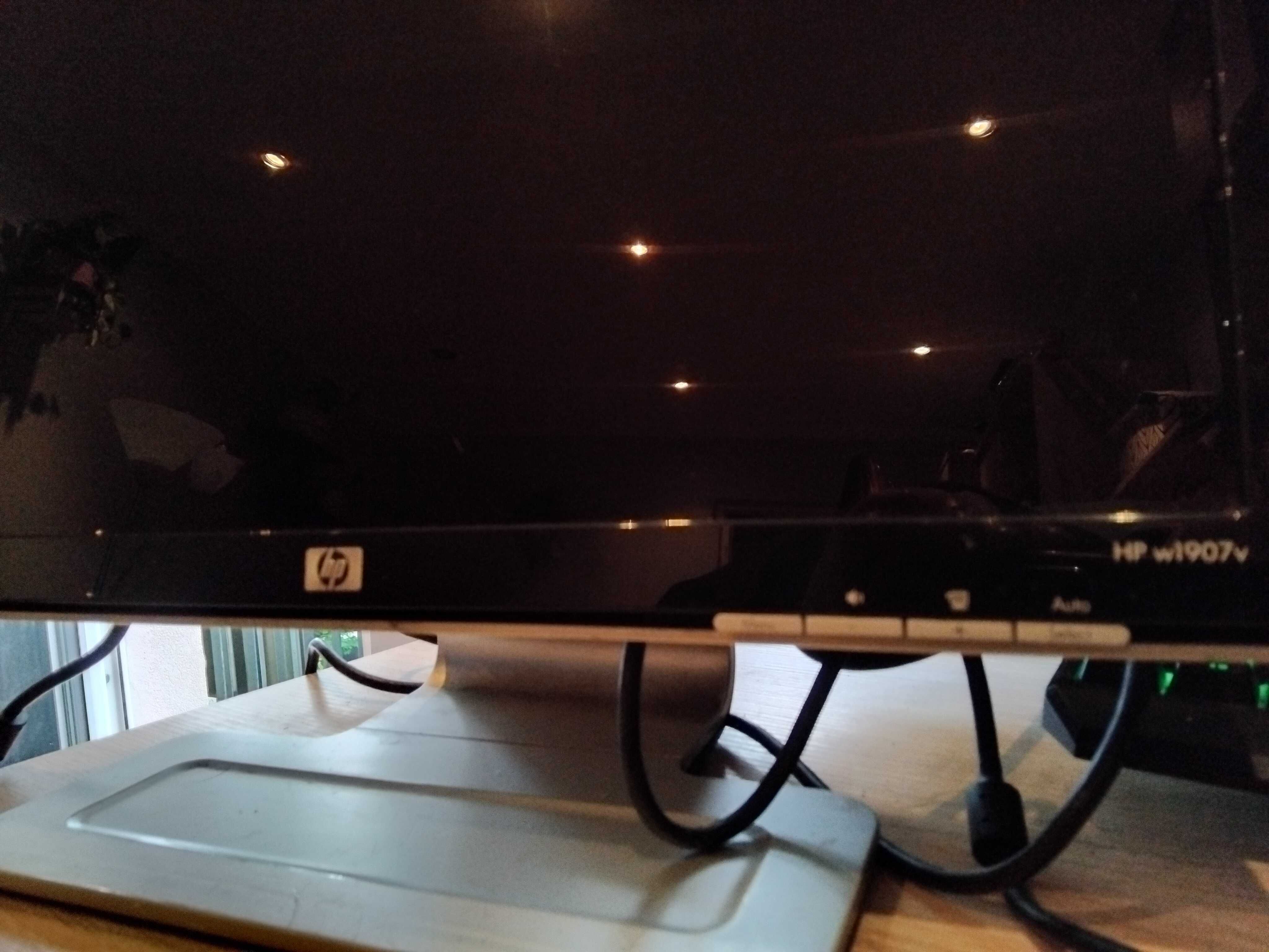 Monitor hp w ładnym stanie