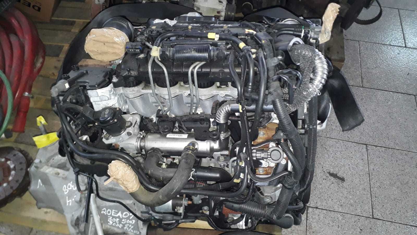 Motor Citroen Berlingo, C4 e Peugeot Partner e 3008 1.6HDI 110cv 9H01