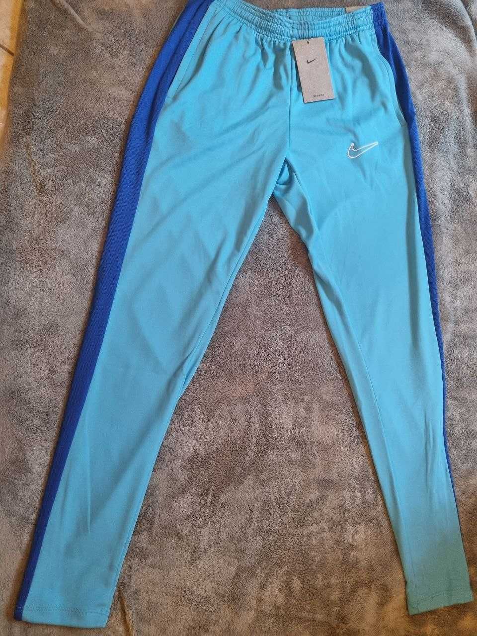 Штани nike performance academy pant, розмір xs, оригінал