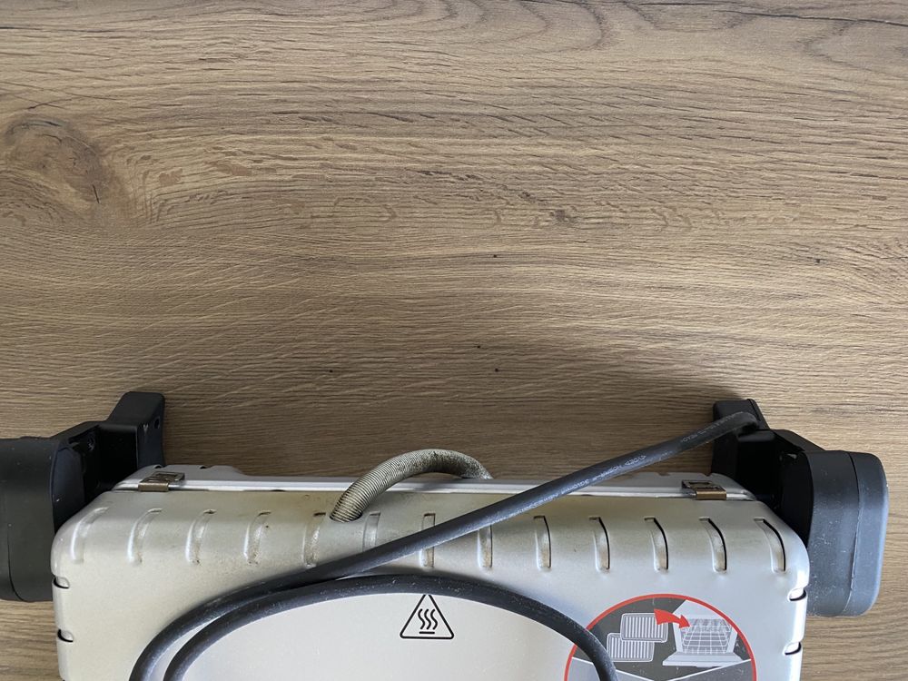 Grill elektryczny Tefal Minute grill 1600 W odpinane płyty używany