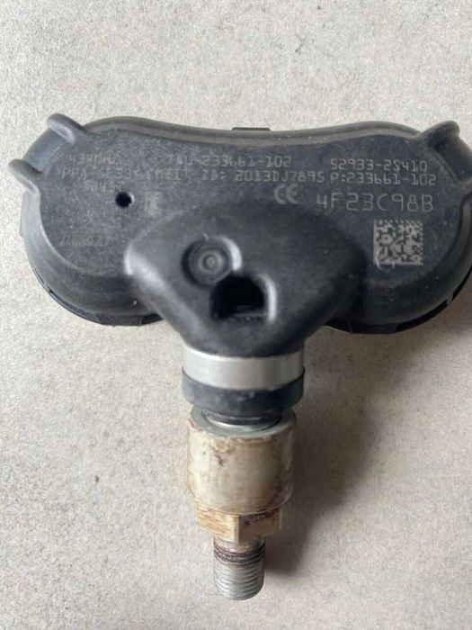 TPMS датчик тиску в шинах TRW TAU‑233661‑102 / 52933‑2S410 (433 MHz)