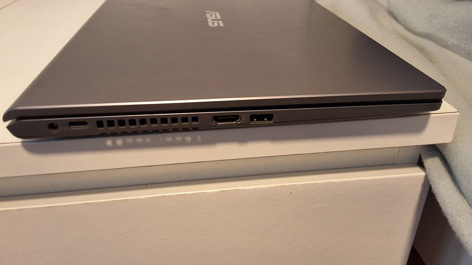 Portátil ASUS X515JA-BR3971W 15.6'' Intel Core i3 10ma generación 8GB
