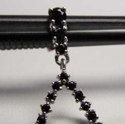 Srebrne wiszące kolczyki łezki czarne cyrkonie sztyfty