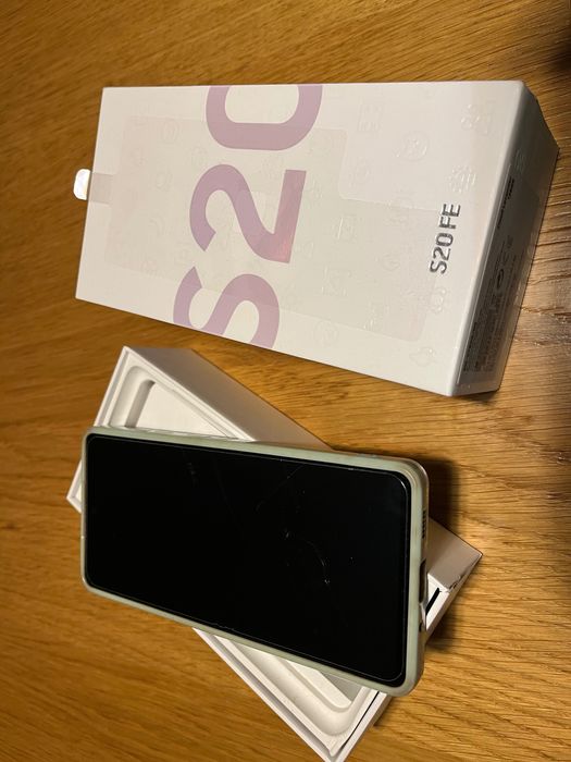 Samsung Galaxy S20FE