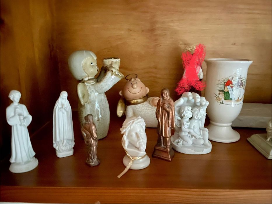 Conjunto peças religiosas e decorativas