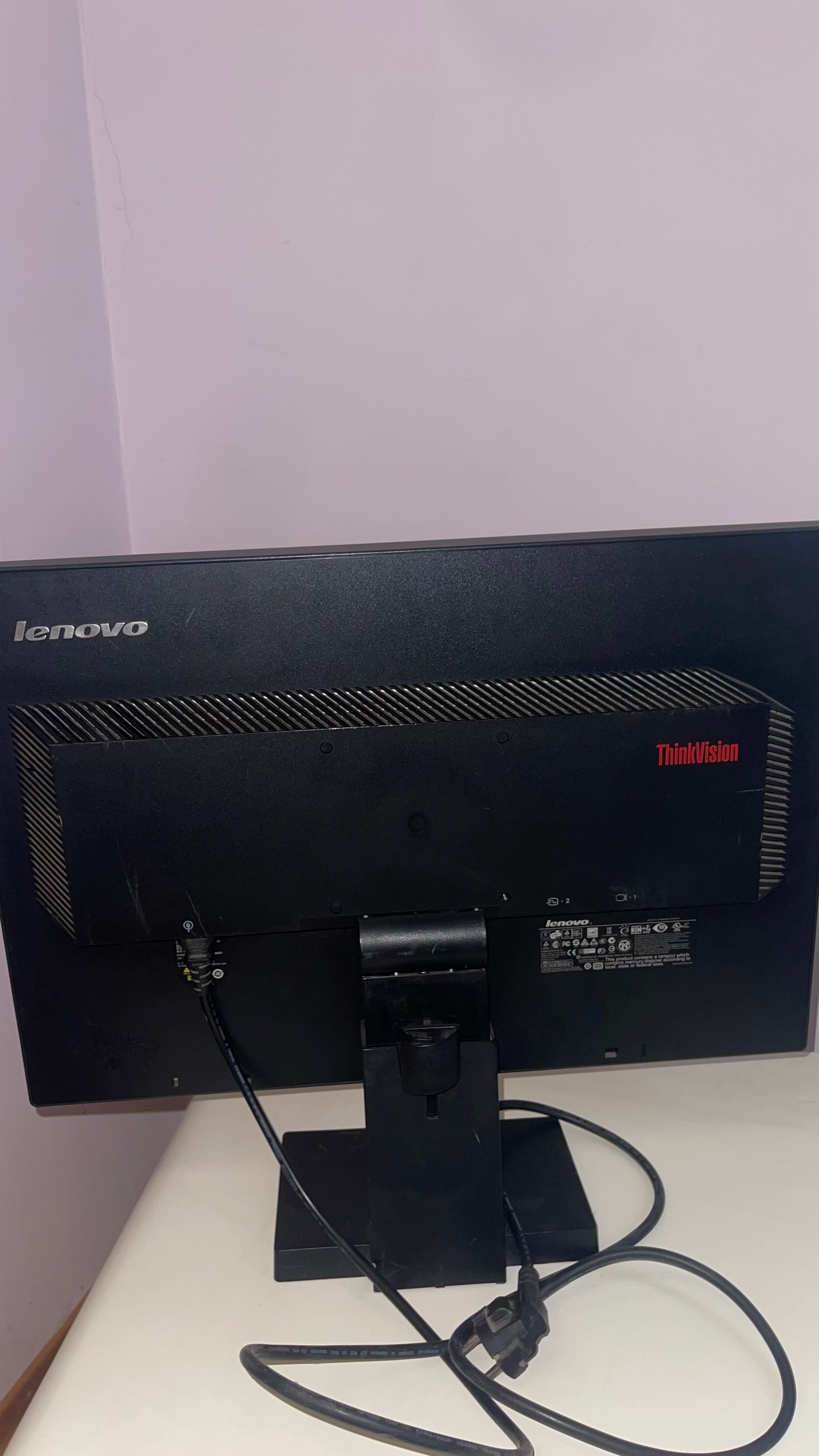 Lenovo L2250pw бу