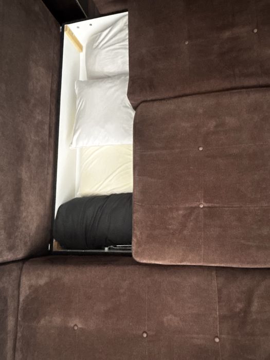 Narożnik do spania z pojemnikiem