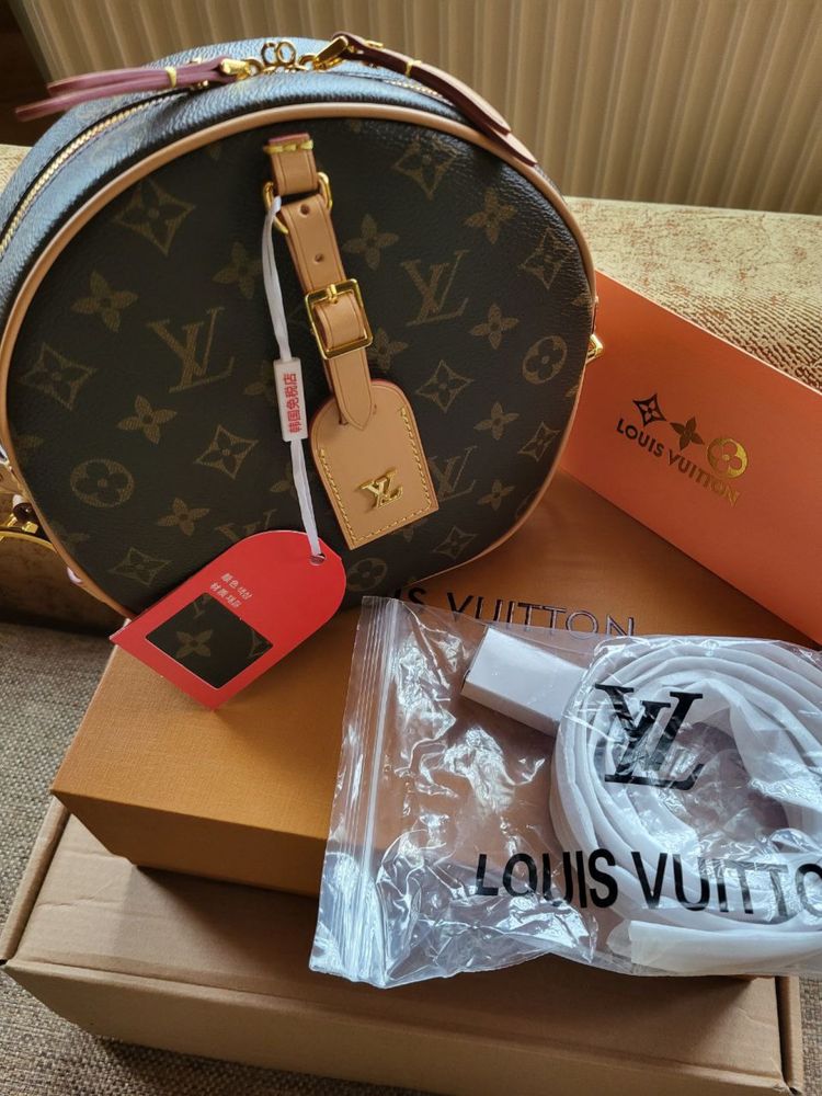 Жіноча шкіряна сумка Louis vuitton