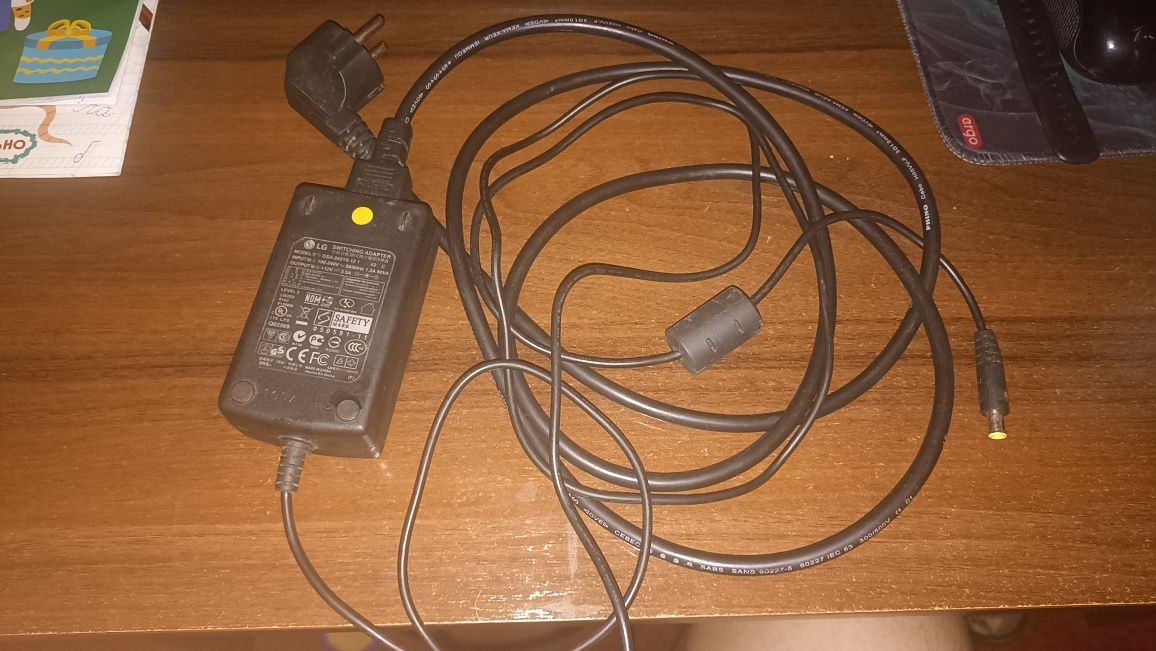 Продам Блок питания монитора LG DSA-0421S-12