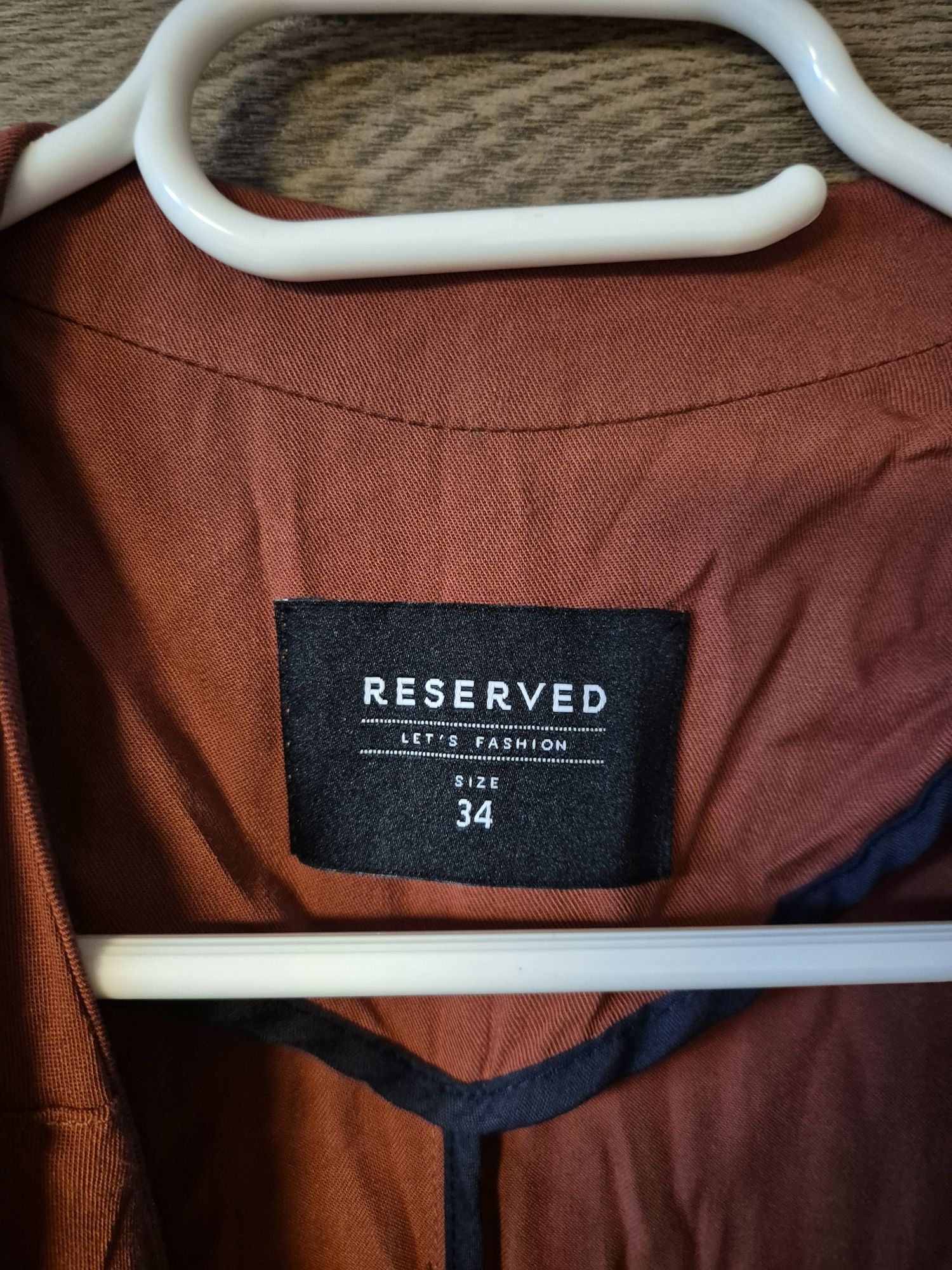 Reserved rozmiar 34