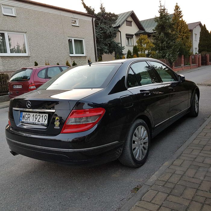 Mercedes-Benz C200 CGI W204 1.8 Benzyna Coupé 2010 Idealny stan