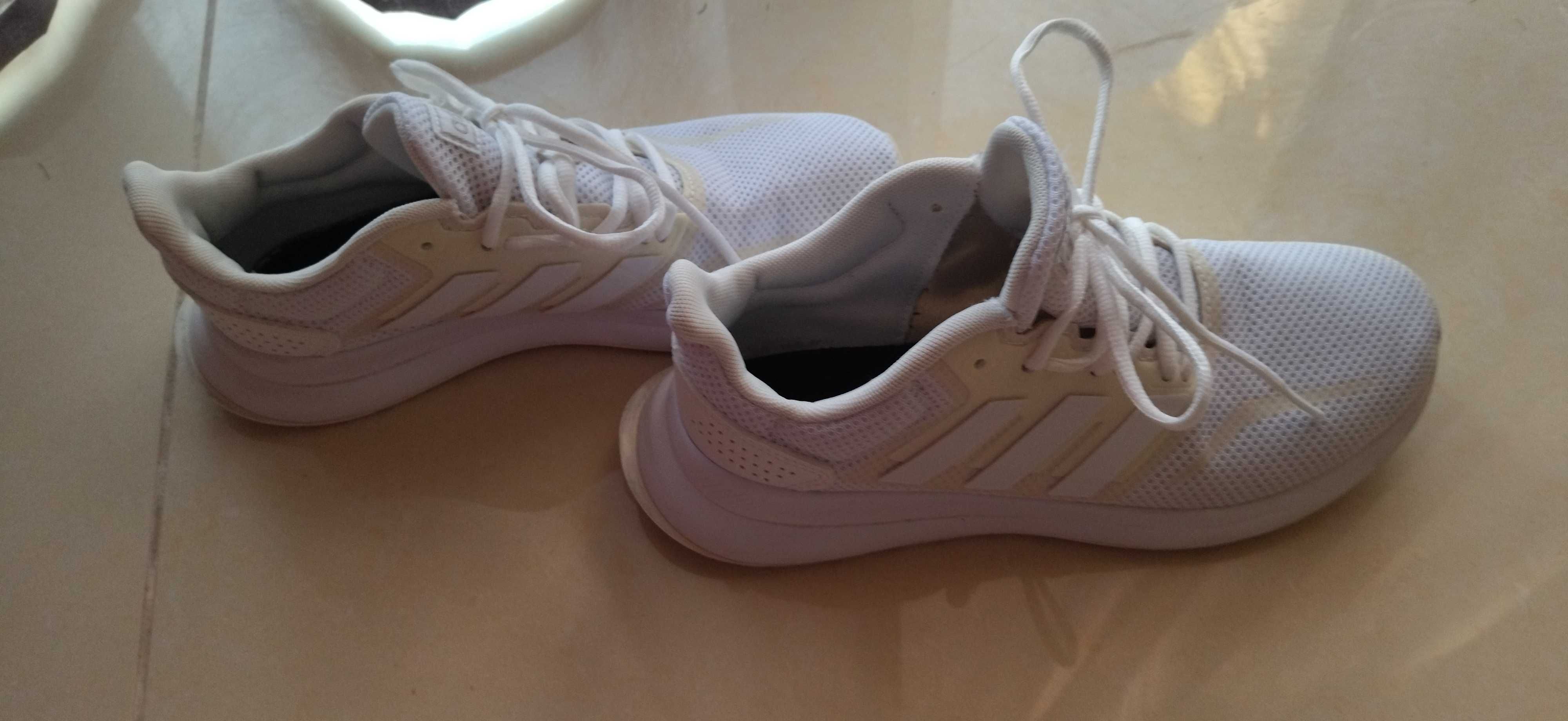 Adidas -Sapatilhas Brancas de senhora - nº. 38 1/2- bx preço