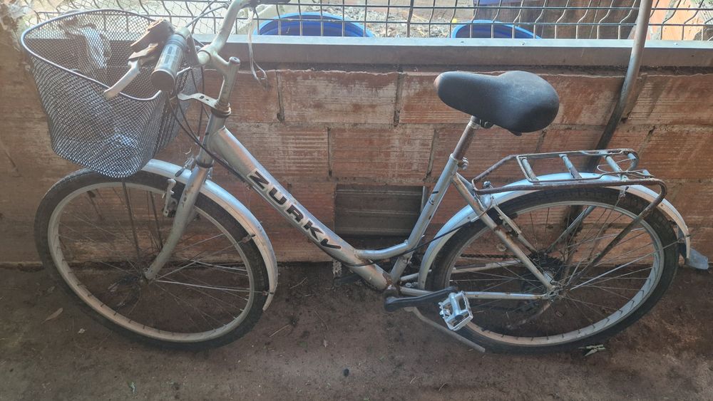 Bicicleta de senhora